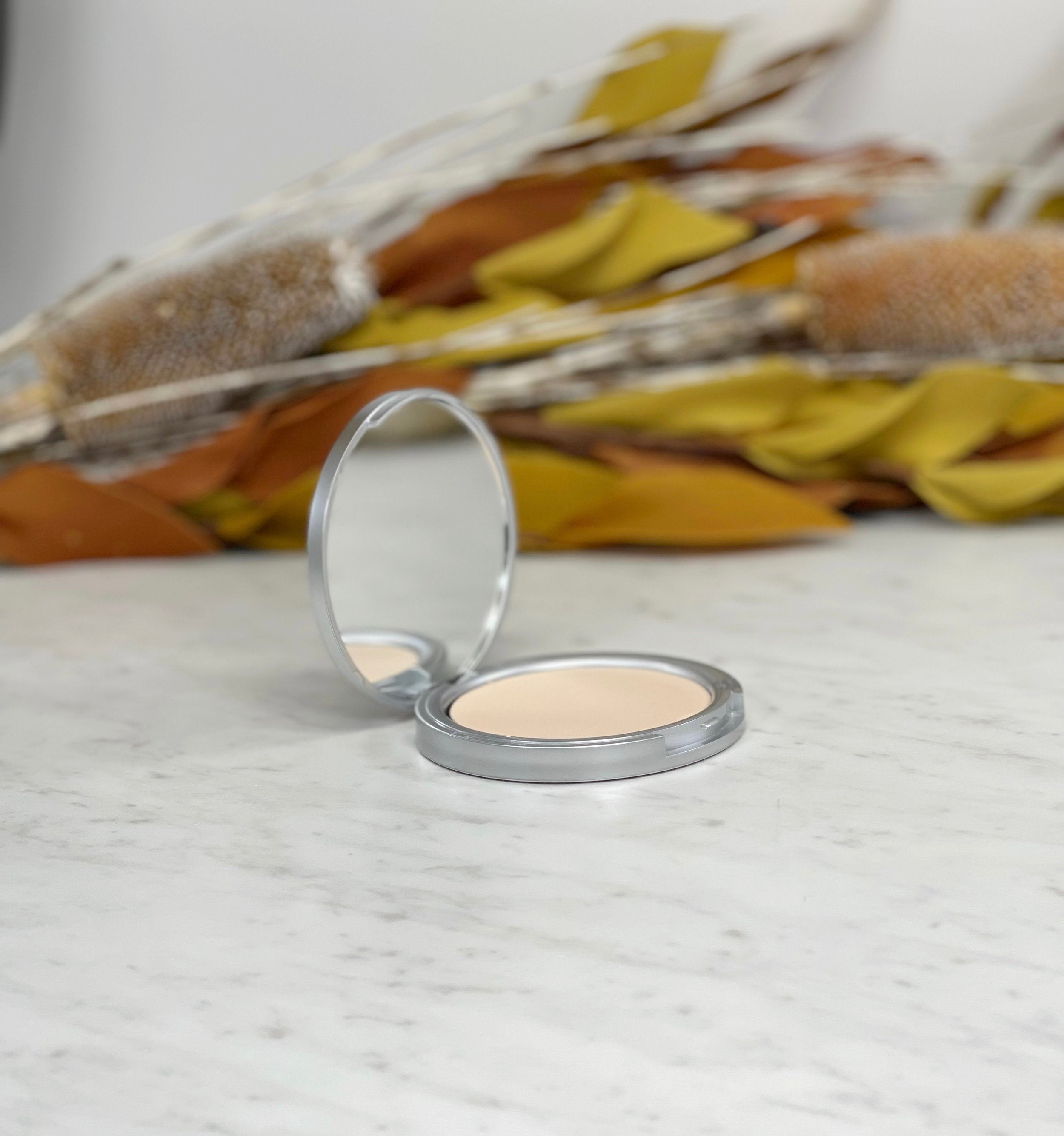 Reflective Finishing Powder – Deliciously Pure Skincare