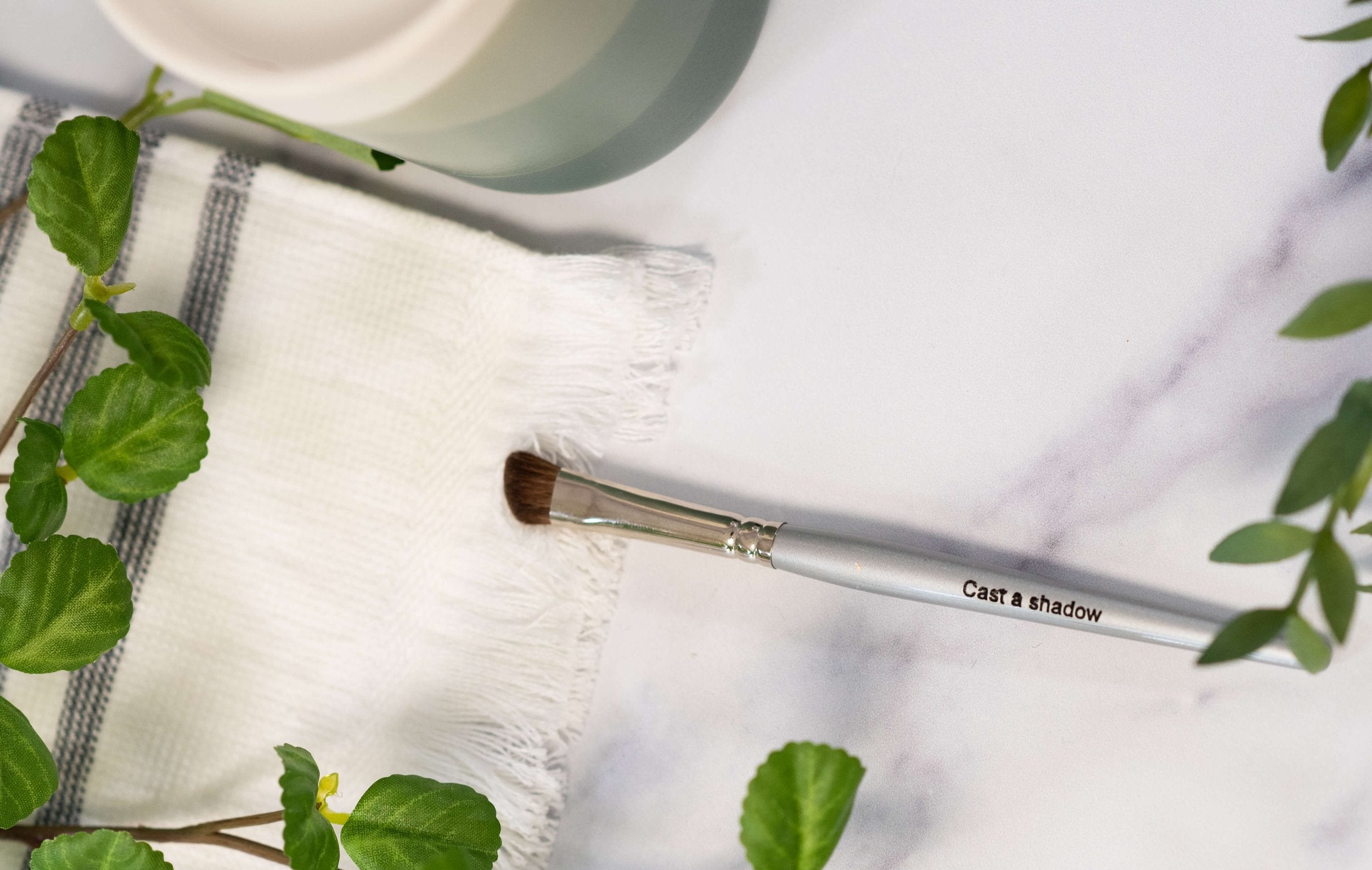 Cast a Shadow Brush